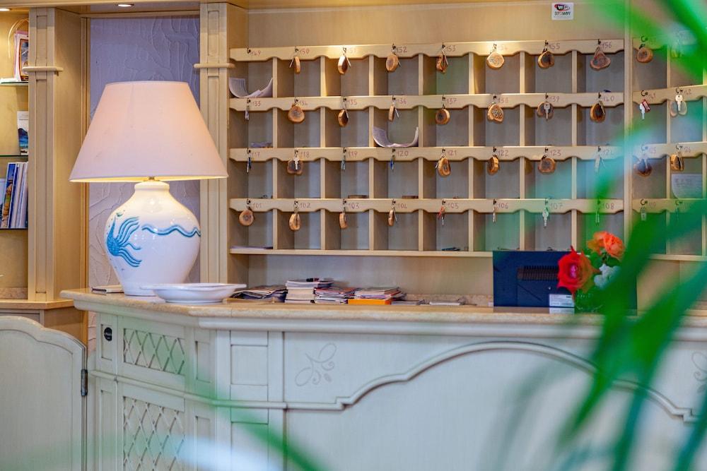 Hotel San Trano Luogosanto Ngoại thất bức ảnh