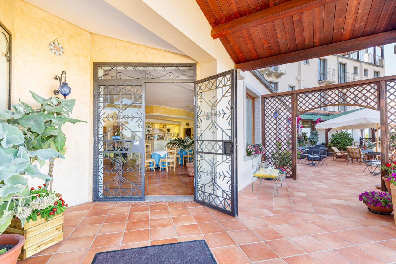 Hotel San Trano Luogosanto Ngoại thất bức ảnh